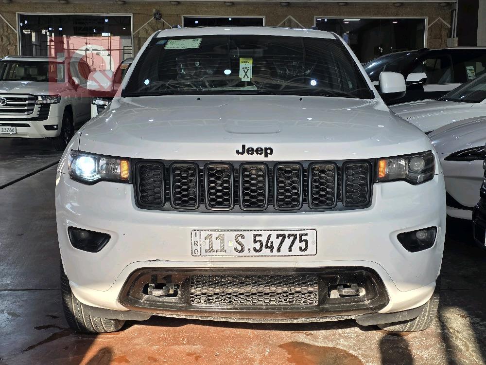 جيب جراند شيروكي